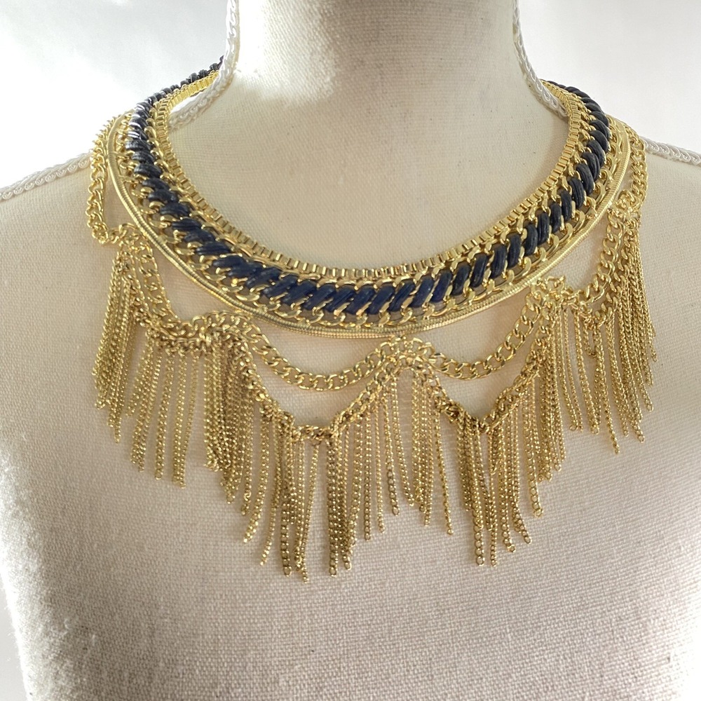 BCBGMaxa Azria Statement Necklace Round gold‎ Tone gold tone tassels blk Leather